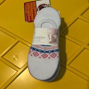 Women’s sneaker liners